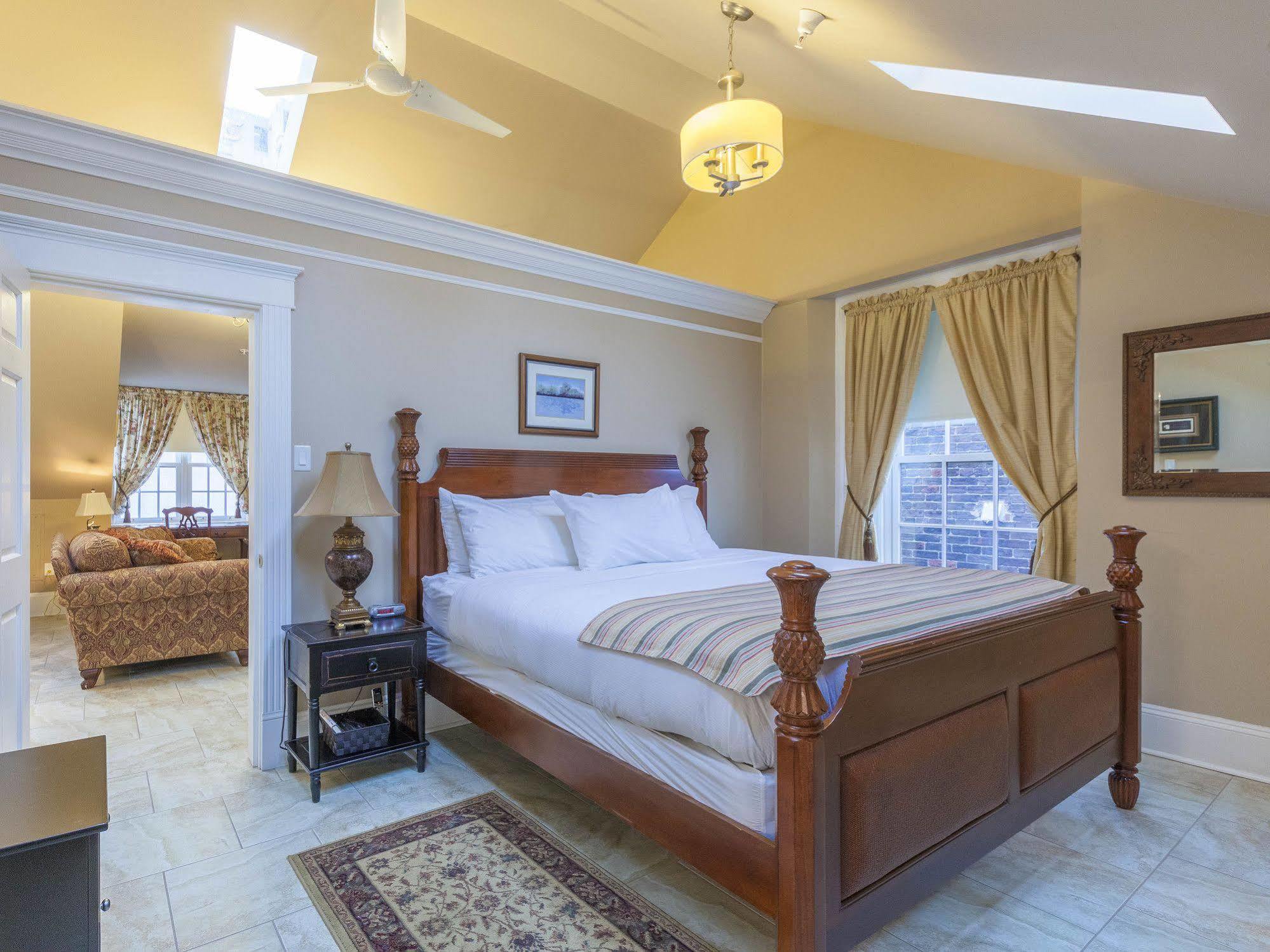 Chipman Hill Suites - Pratt House Saint John Luaran gambar