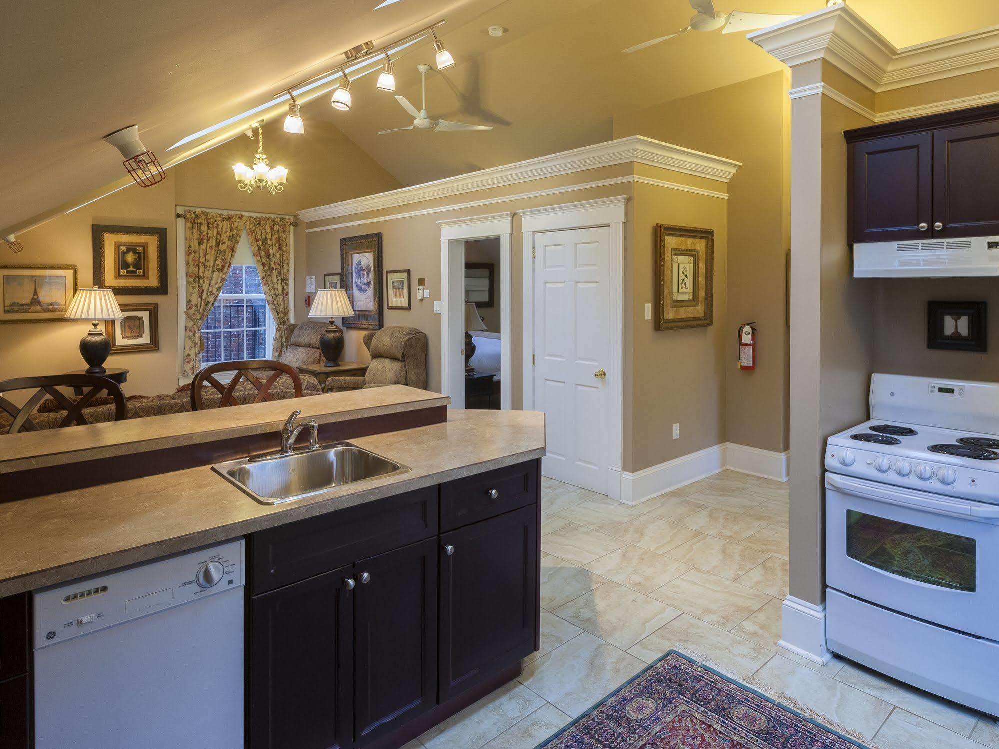 Chipman Hill Suites - Pratt House Saint John Luaran gambar